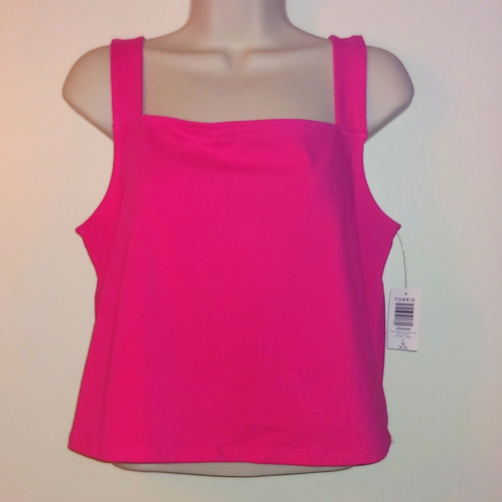 NWT Torrid Sleeveless Crop Top 1X (14/16)